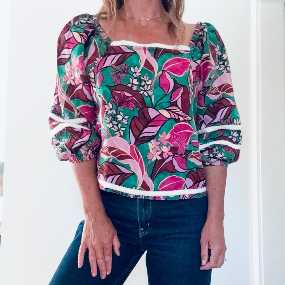 Cynthia Rowley Cropped Floral Blouse - Pink and Green size M